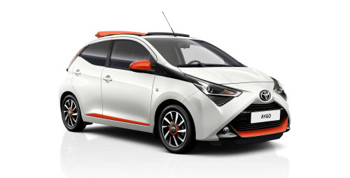 Toyota Aygo 2018 tot 2022 in het wit met oranje accenten