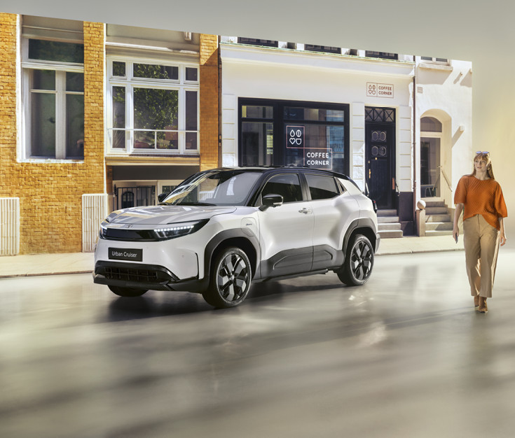 Toyota Urban cruiser in de stad