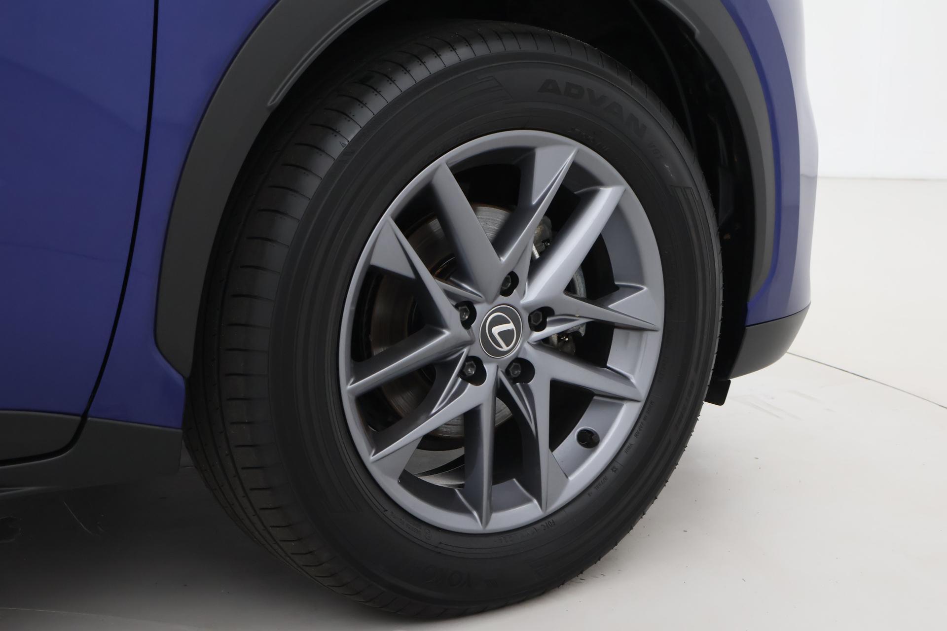 Lexus LBX