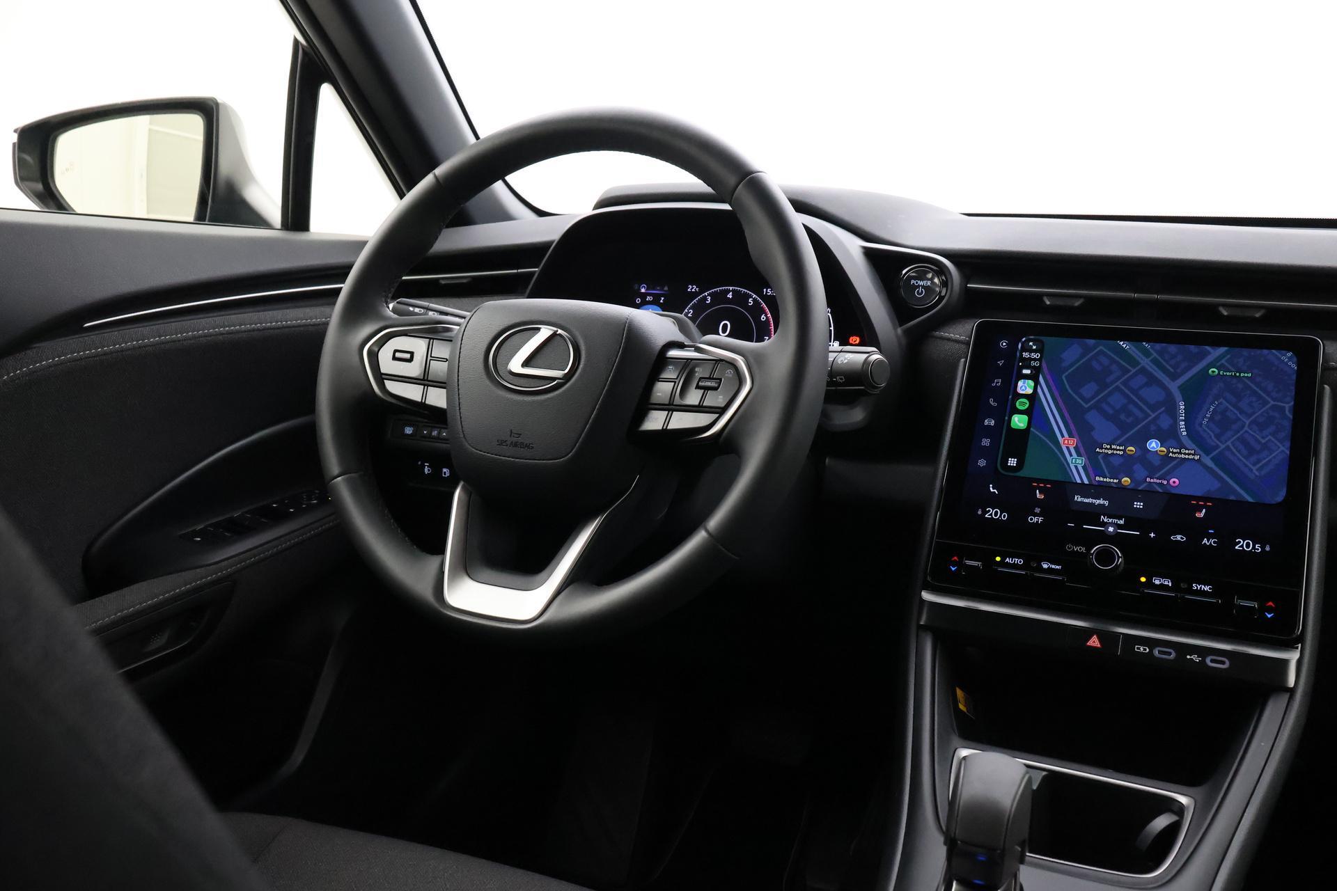 Lexus LBX