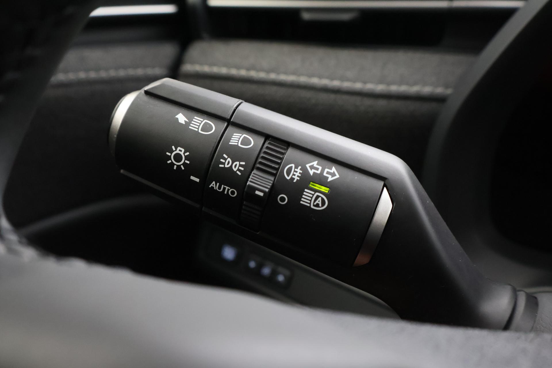 Lexus LBX