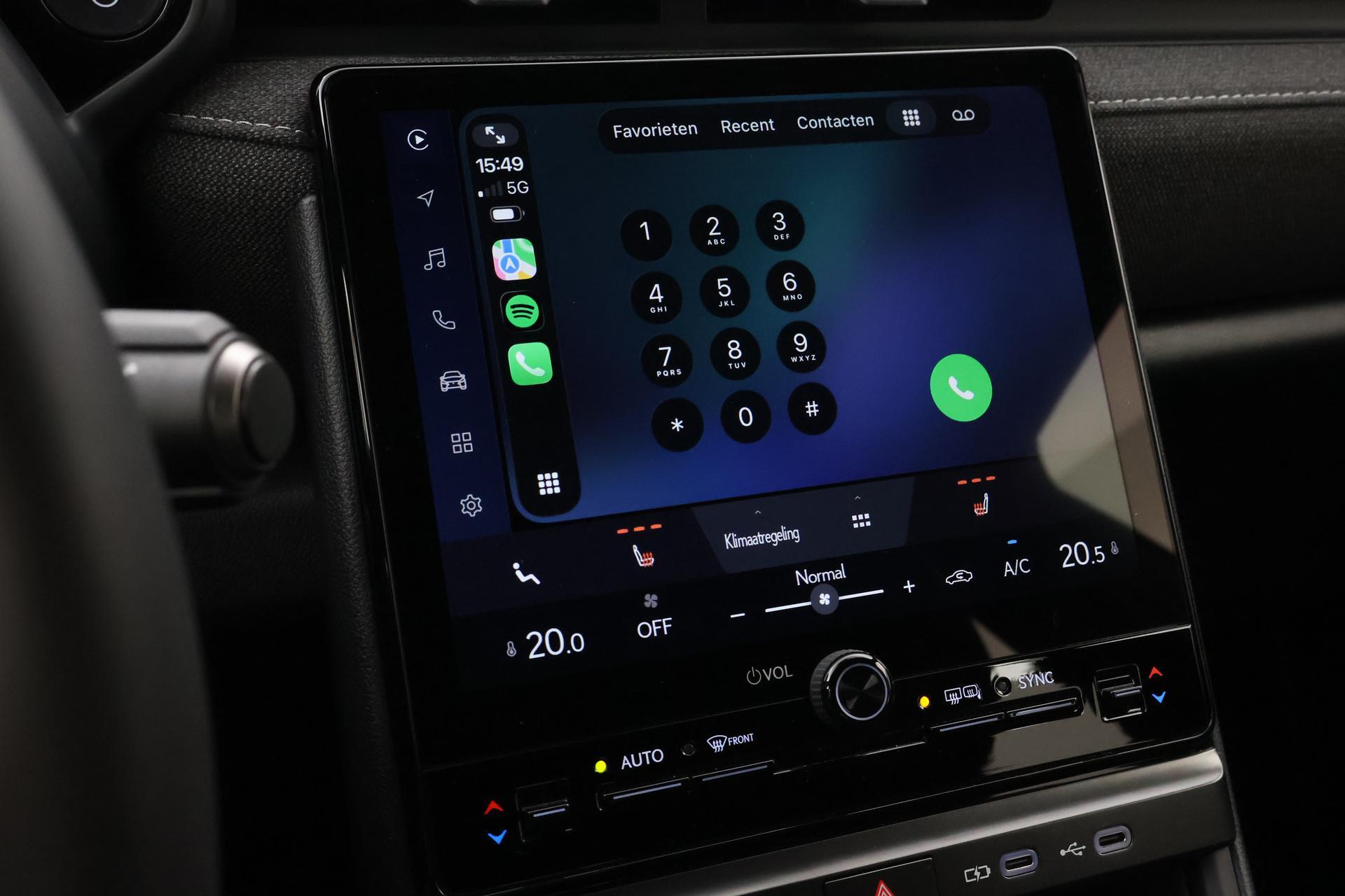 Lexus LBX
