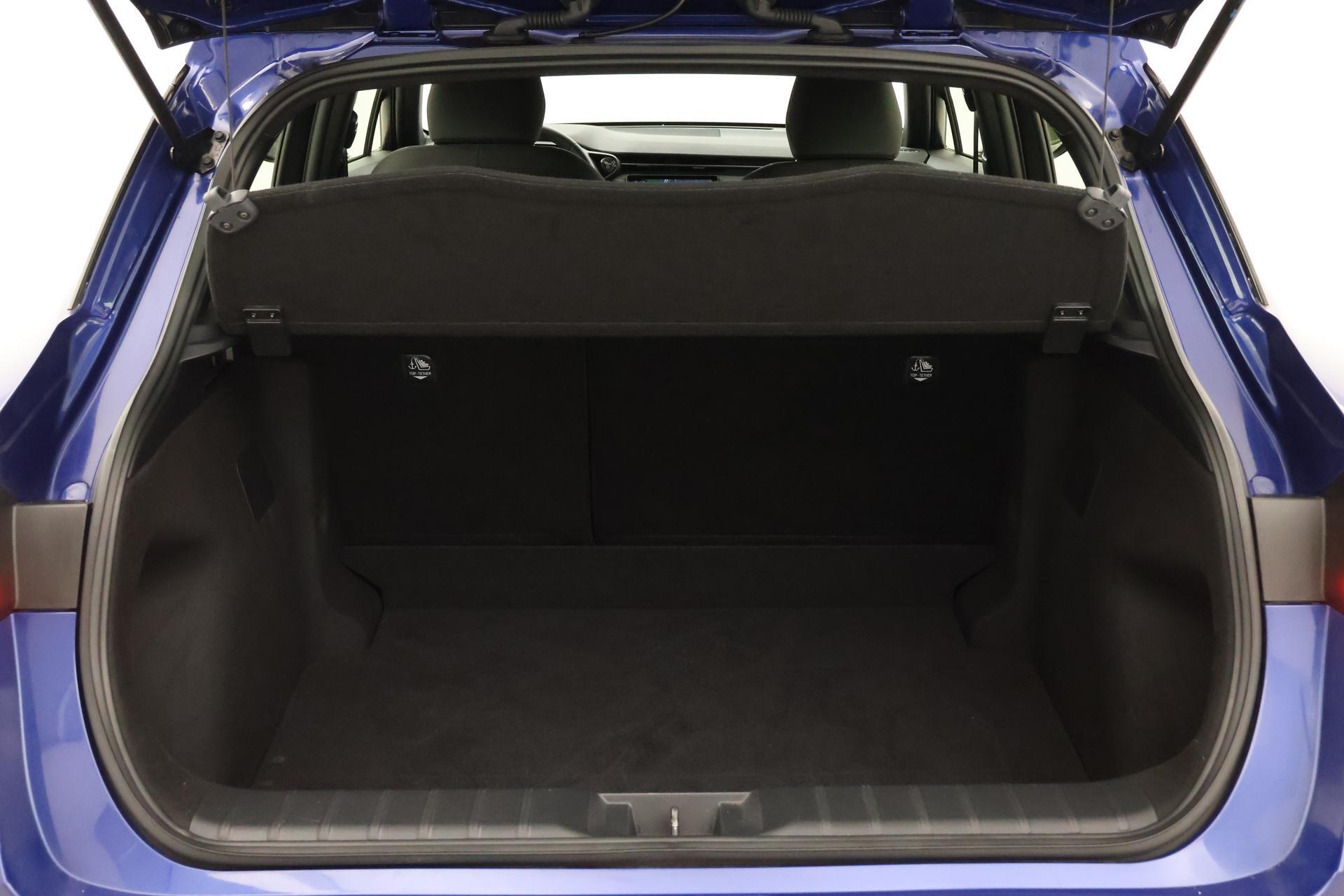 Lexus LBX