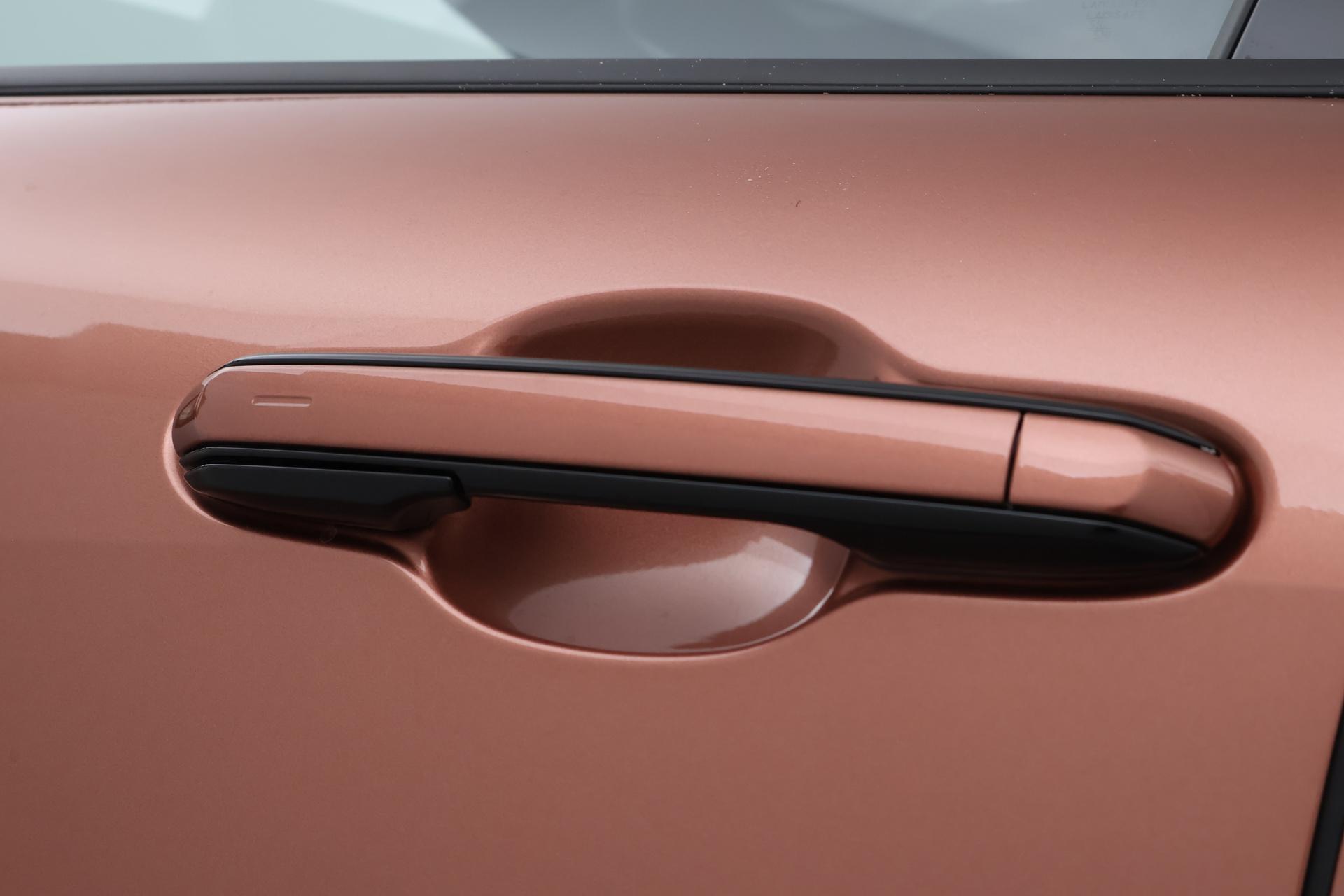 Lexus LBX
