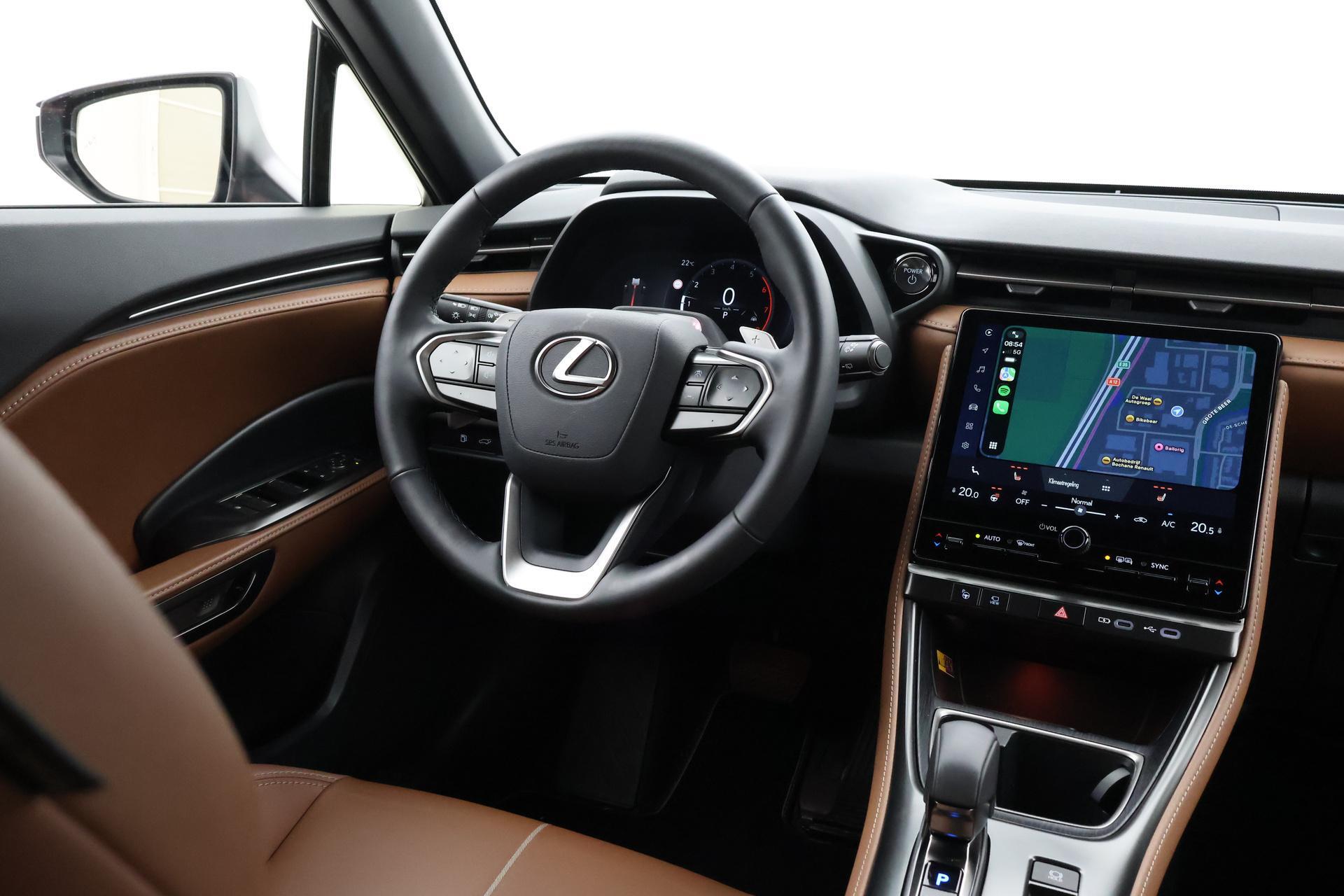 Lexus LBX