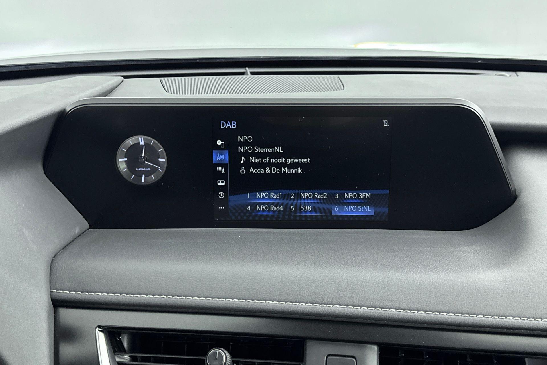 Lexus UX
