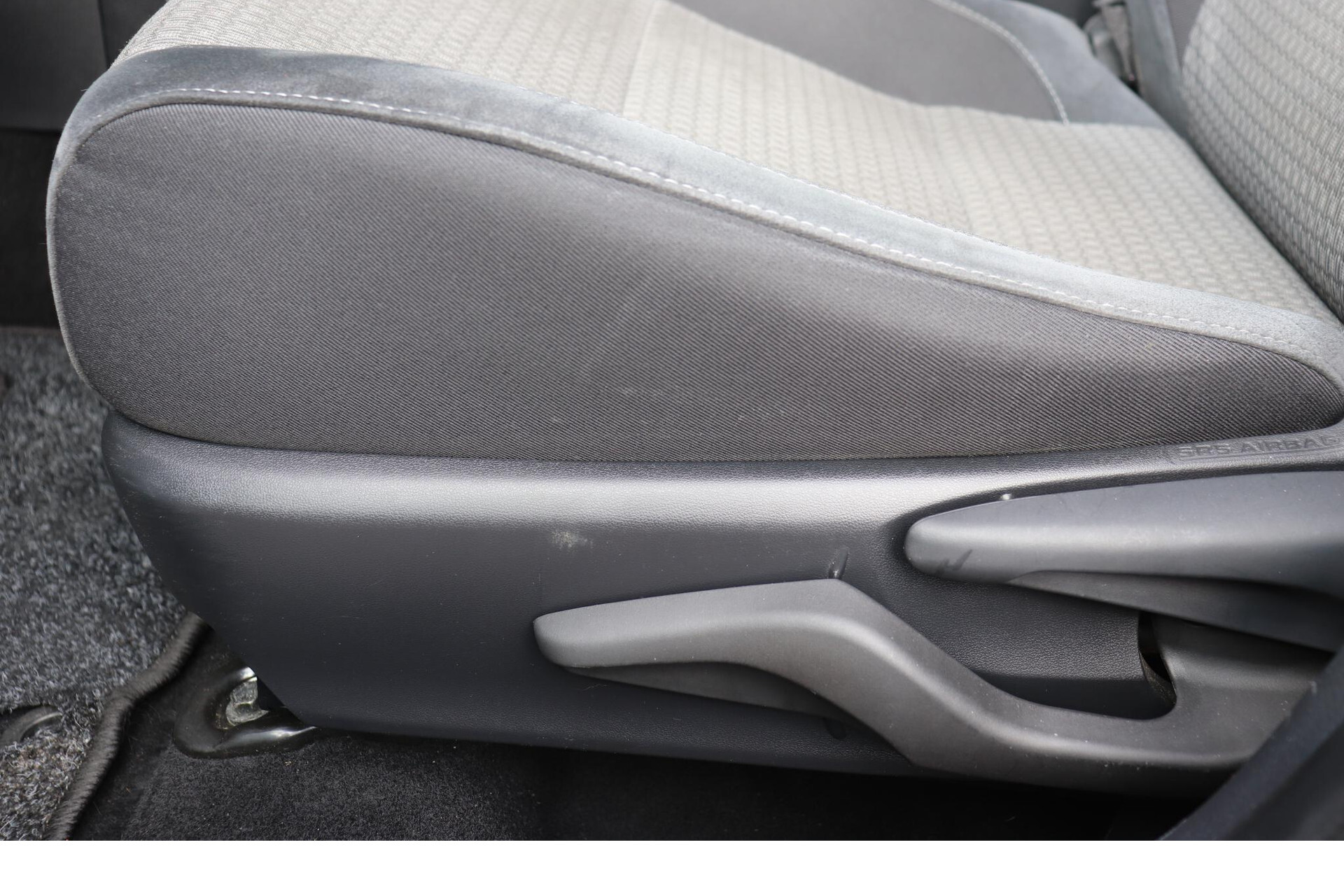 Toyota Auris Touring Sports