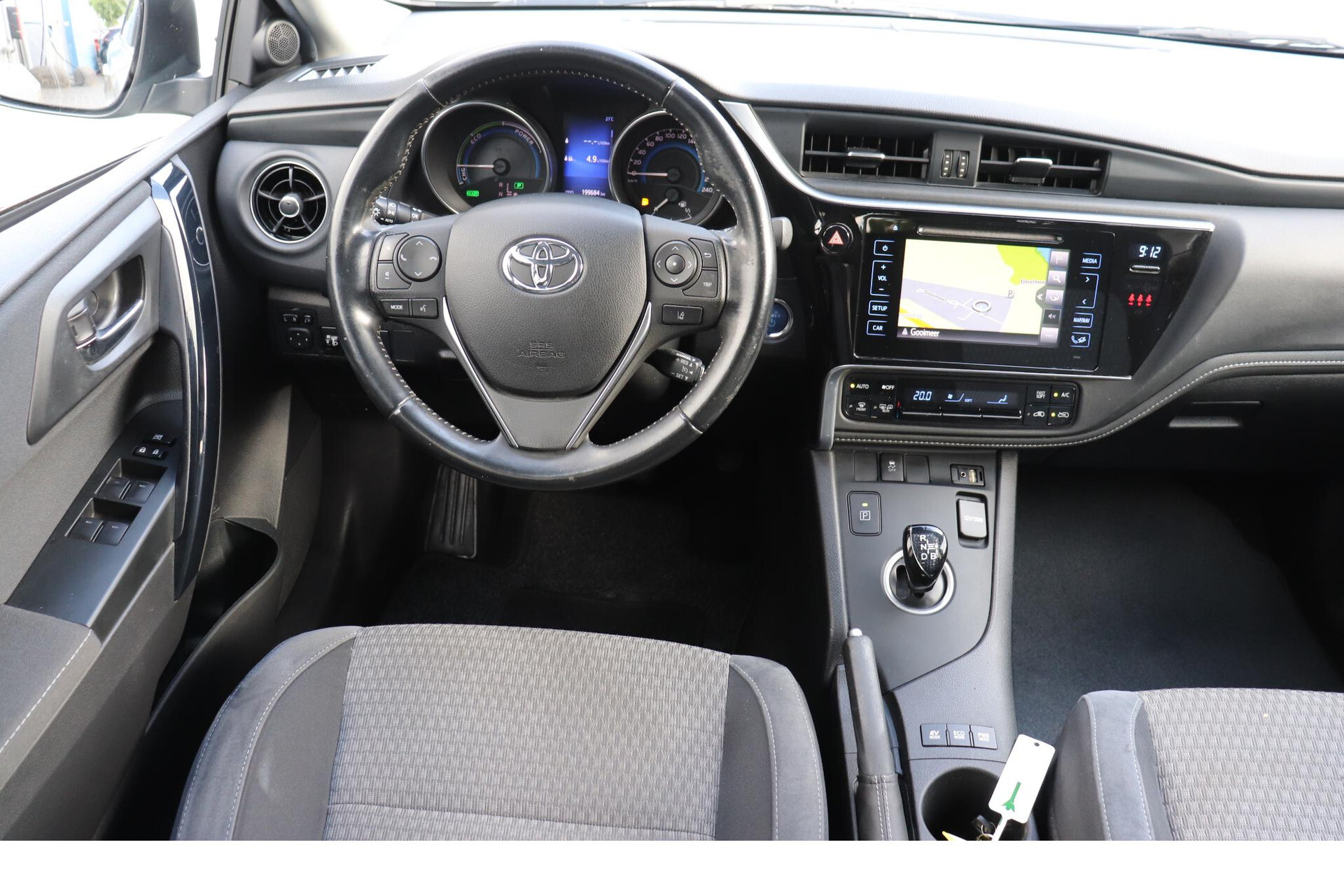 Toyota Auris Touring Sports