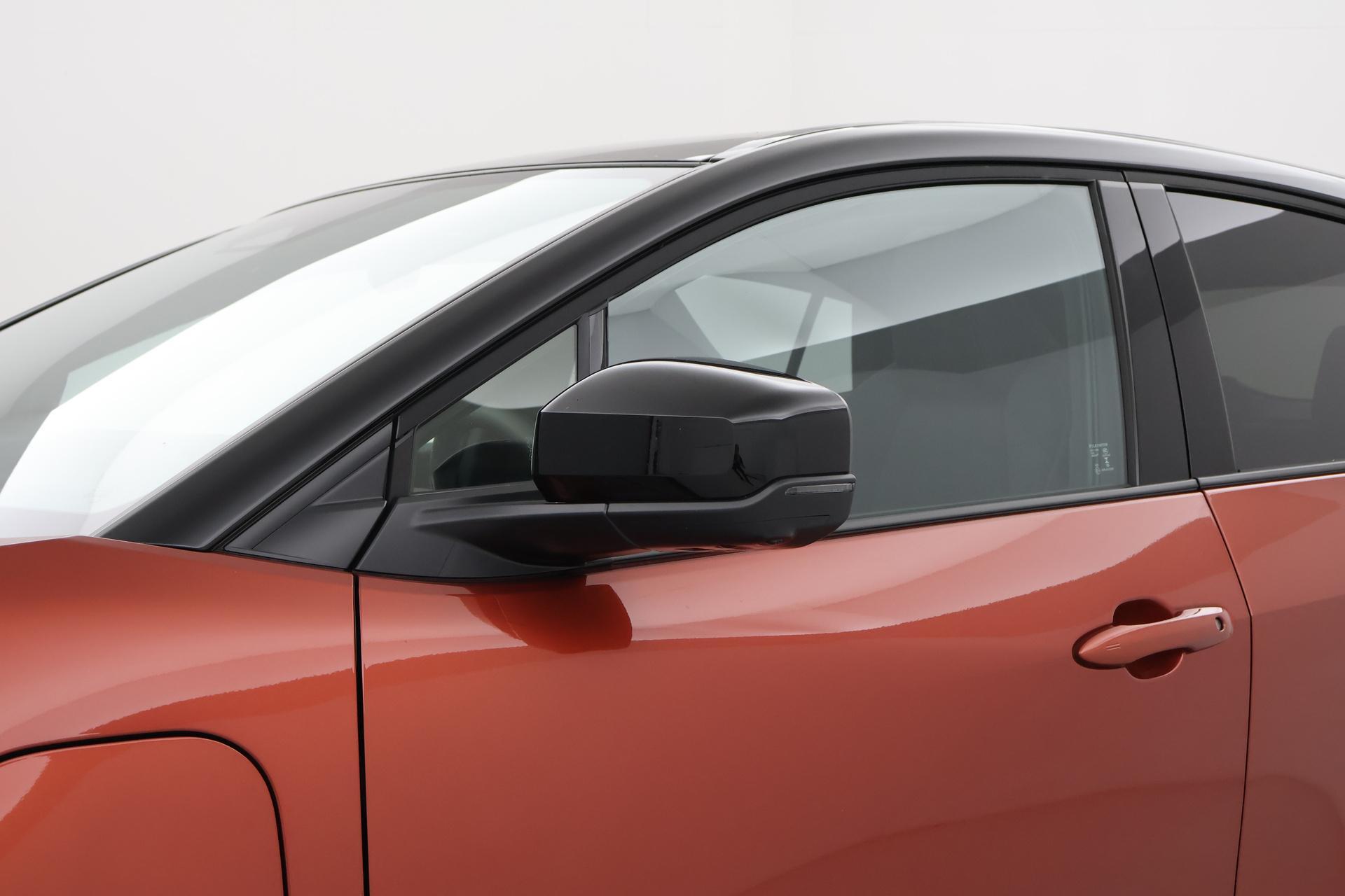 Toyota C-HR+