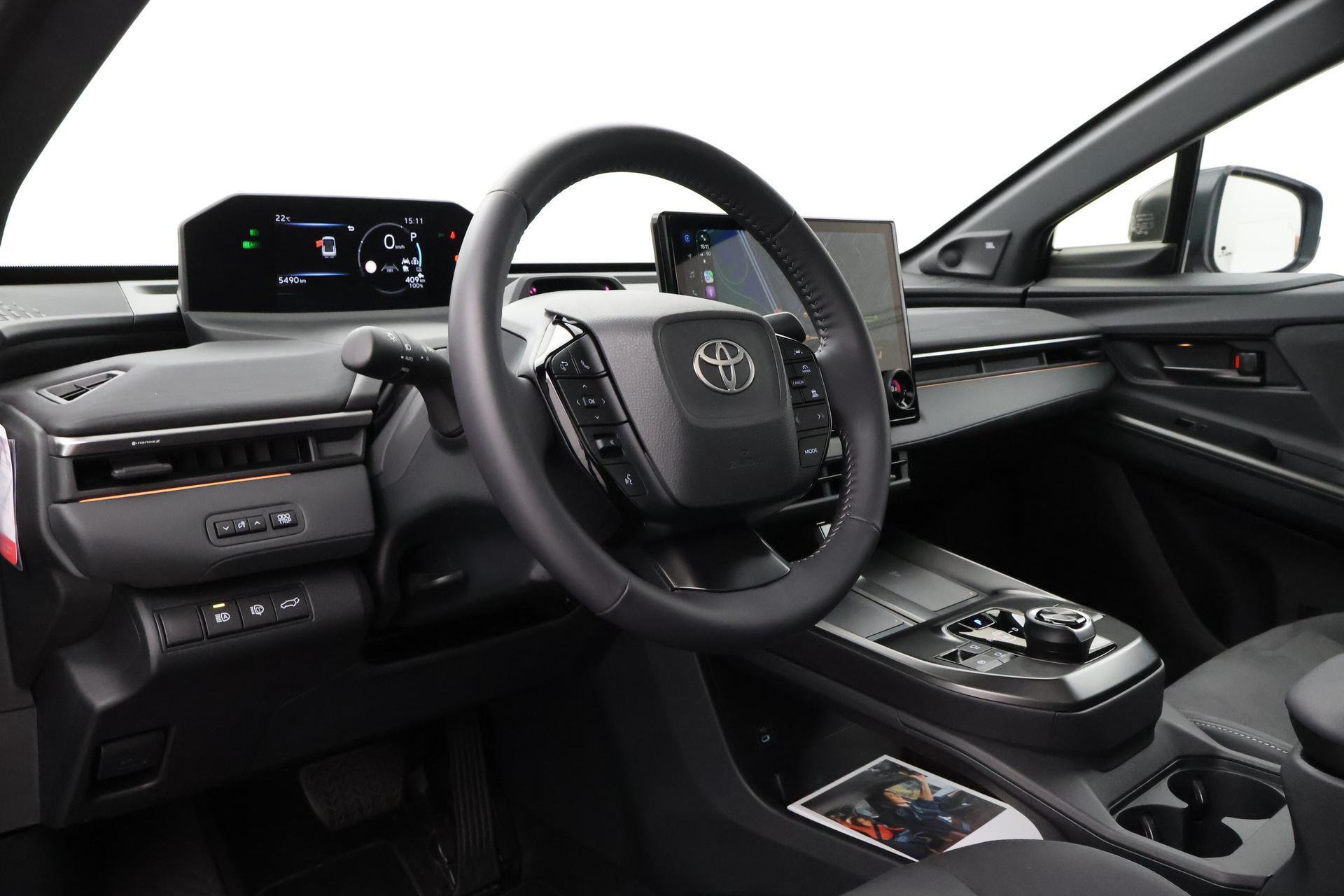 Toyota C-HR+