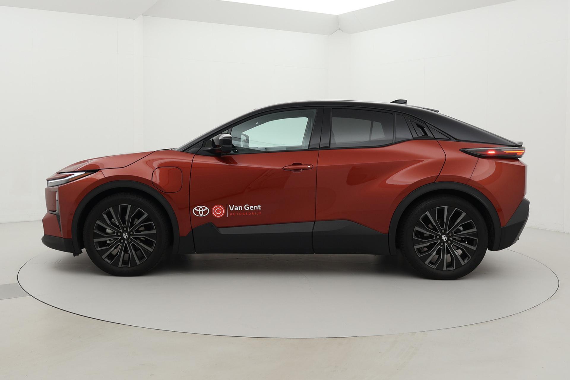 Toyota C-HR+