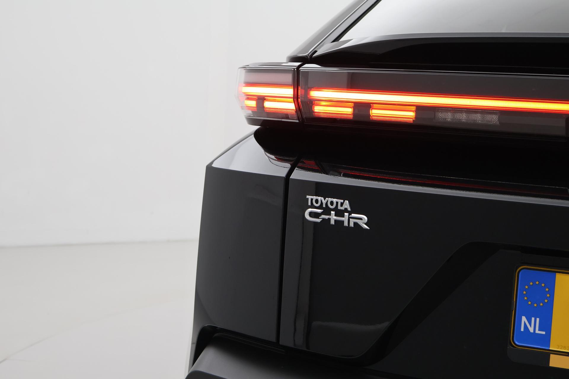 Toyota C-HR+