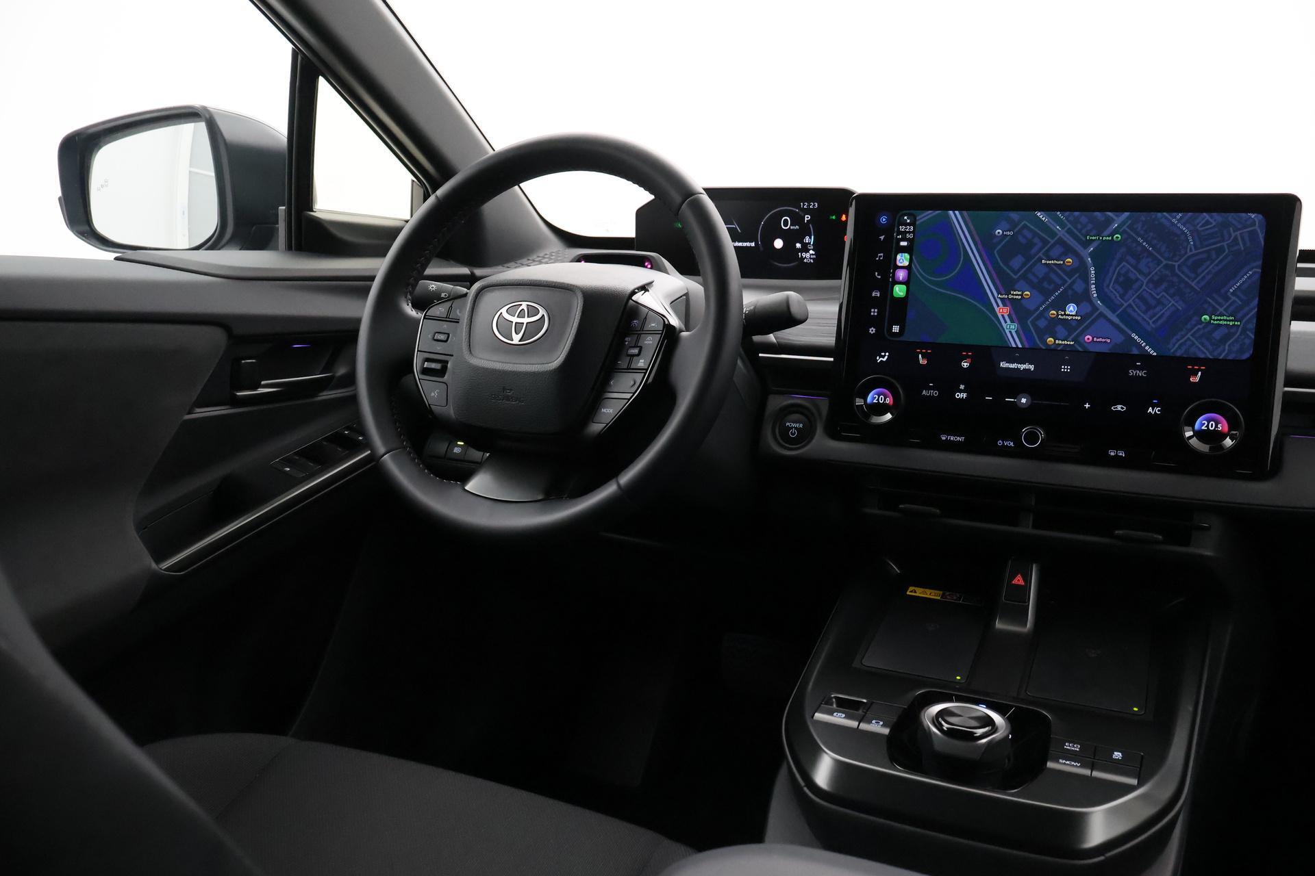 Toyota C-HR+