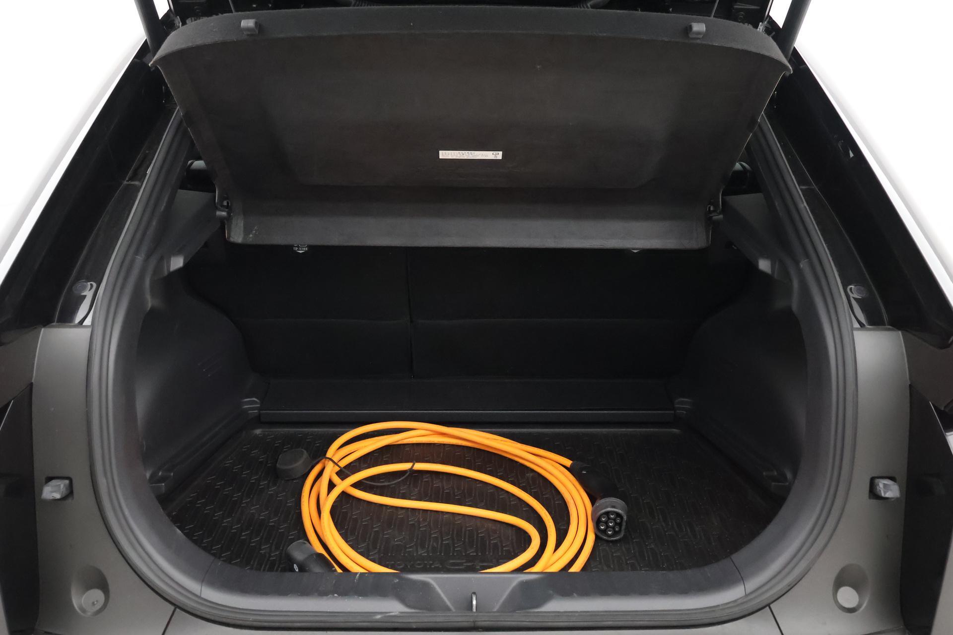 Toyota C-HR+