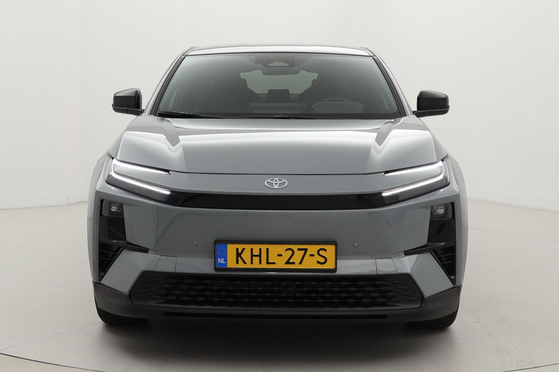 Toyota C-HR+