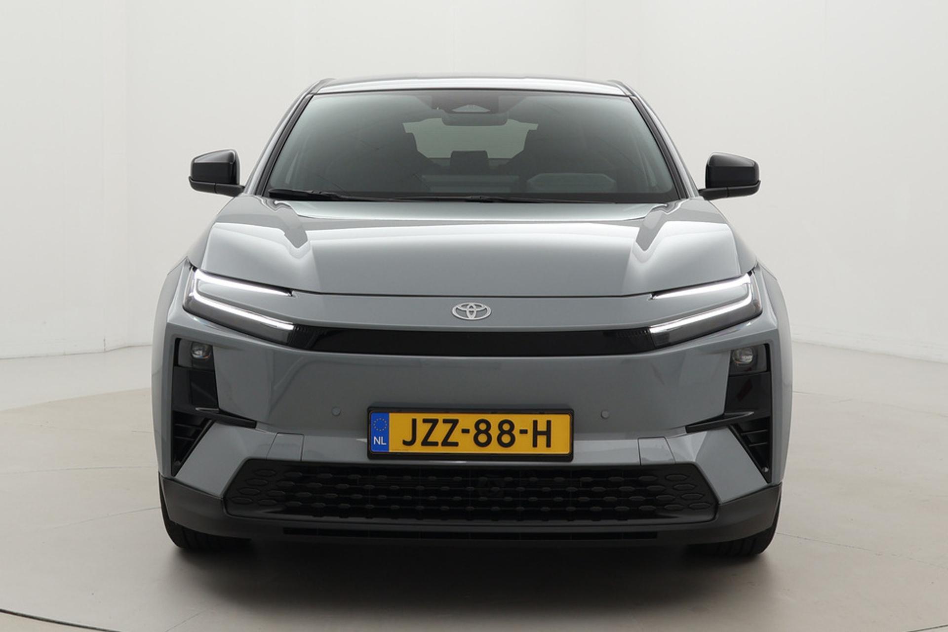 Toyota C-HR+