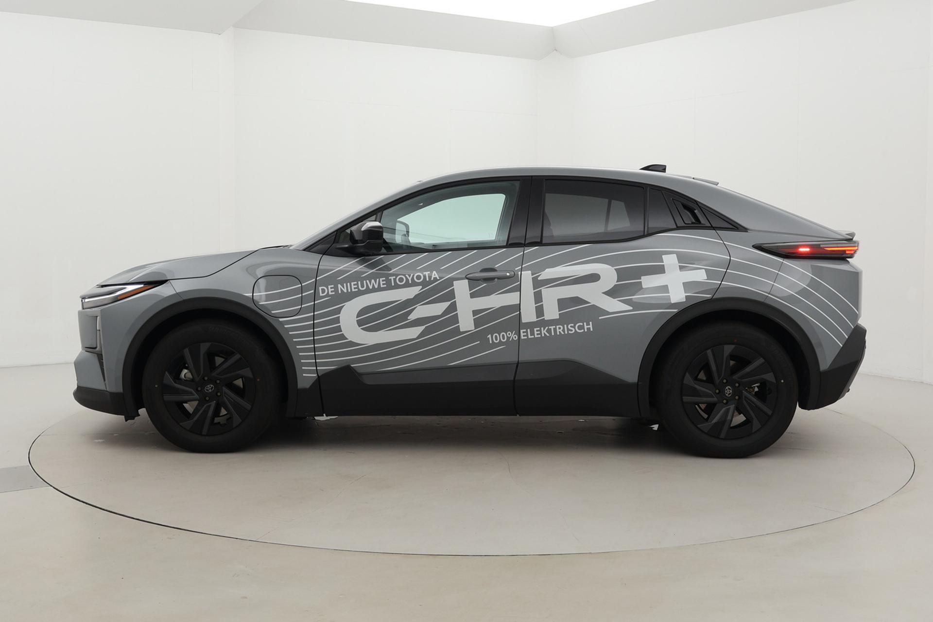 Toyota C-HR+