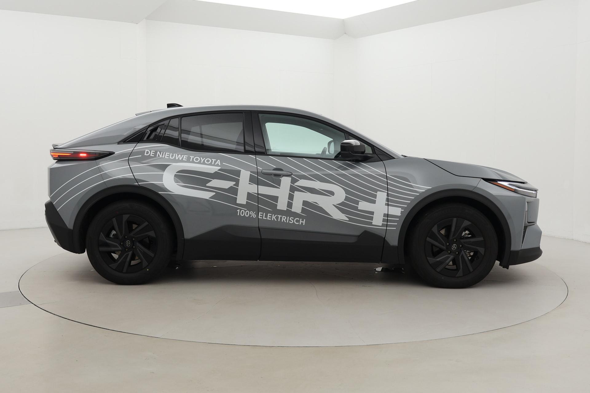Toyota C-HR+