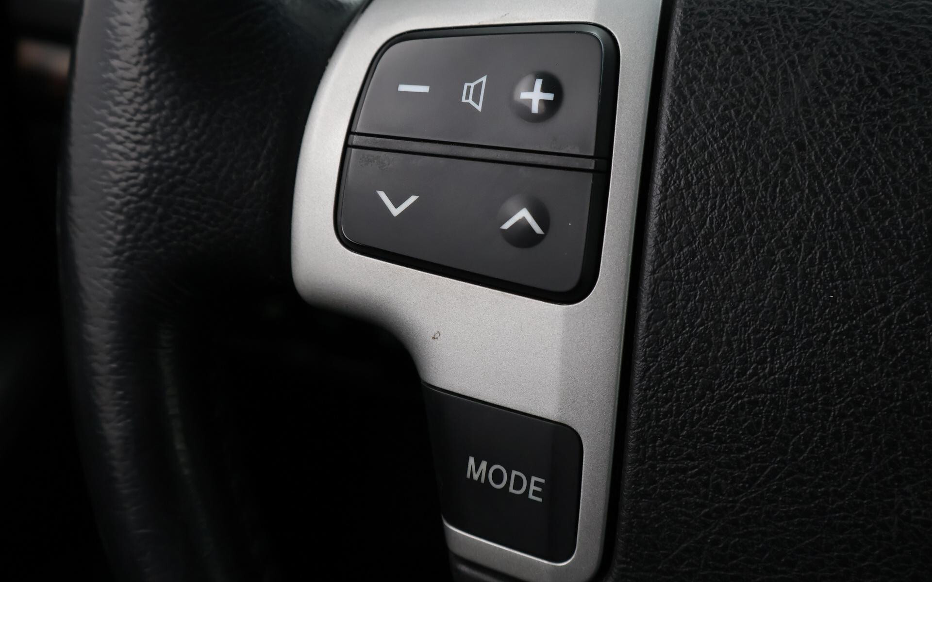 Toyota Land Cruiser V8