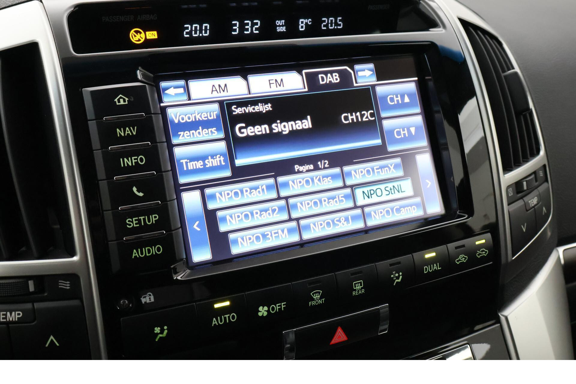 Toyota Land Cruiser V8