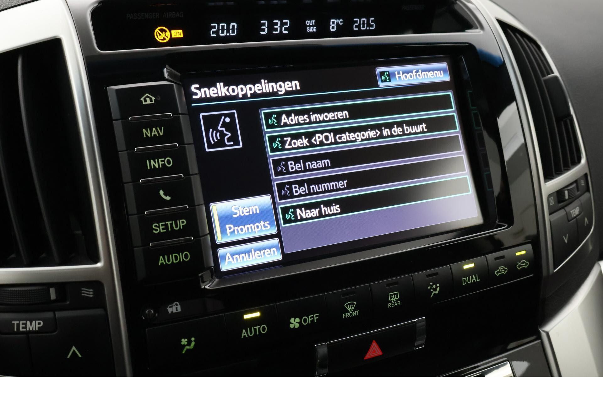 Toyota Land Cruiser V8