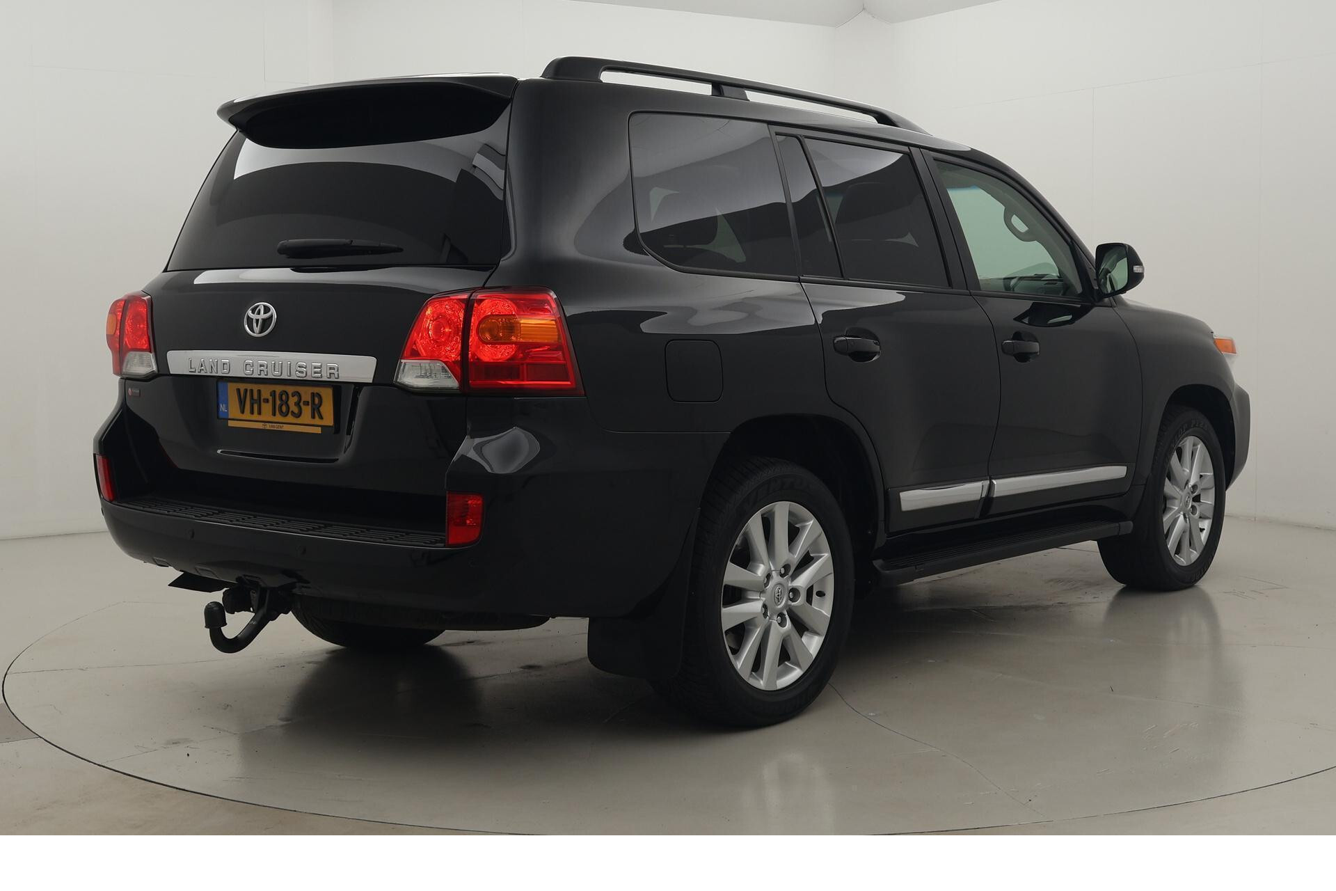 Toyota Land Cruiser V8