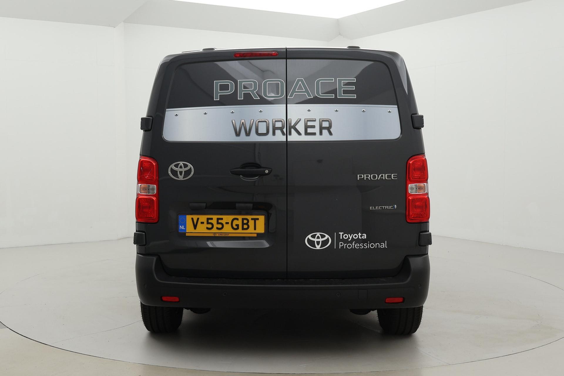 Toyota PROACE