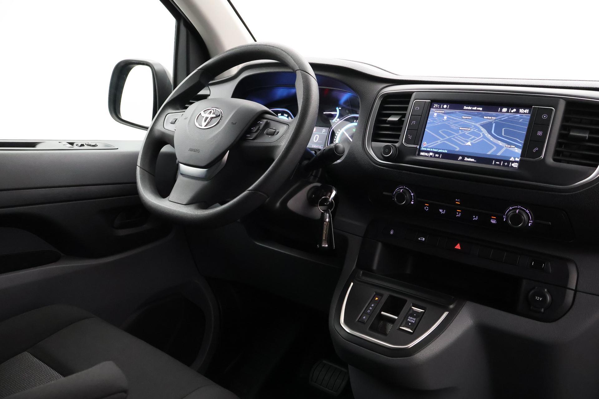Toyota PROACE Electric Worker