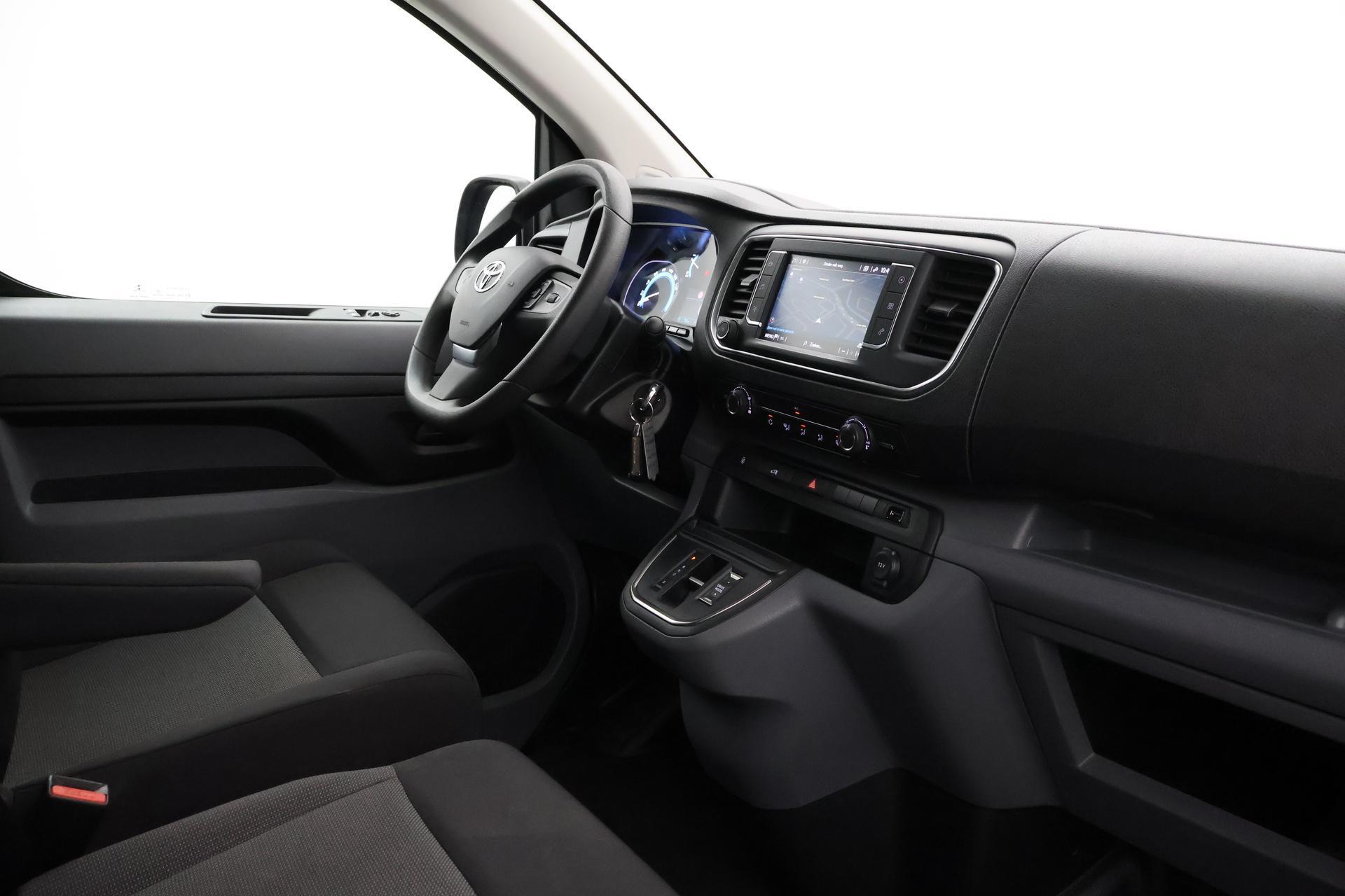 Toyota PROACE Electric Worker