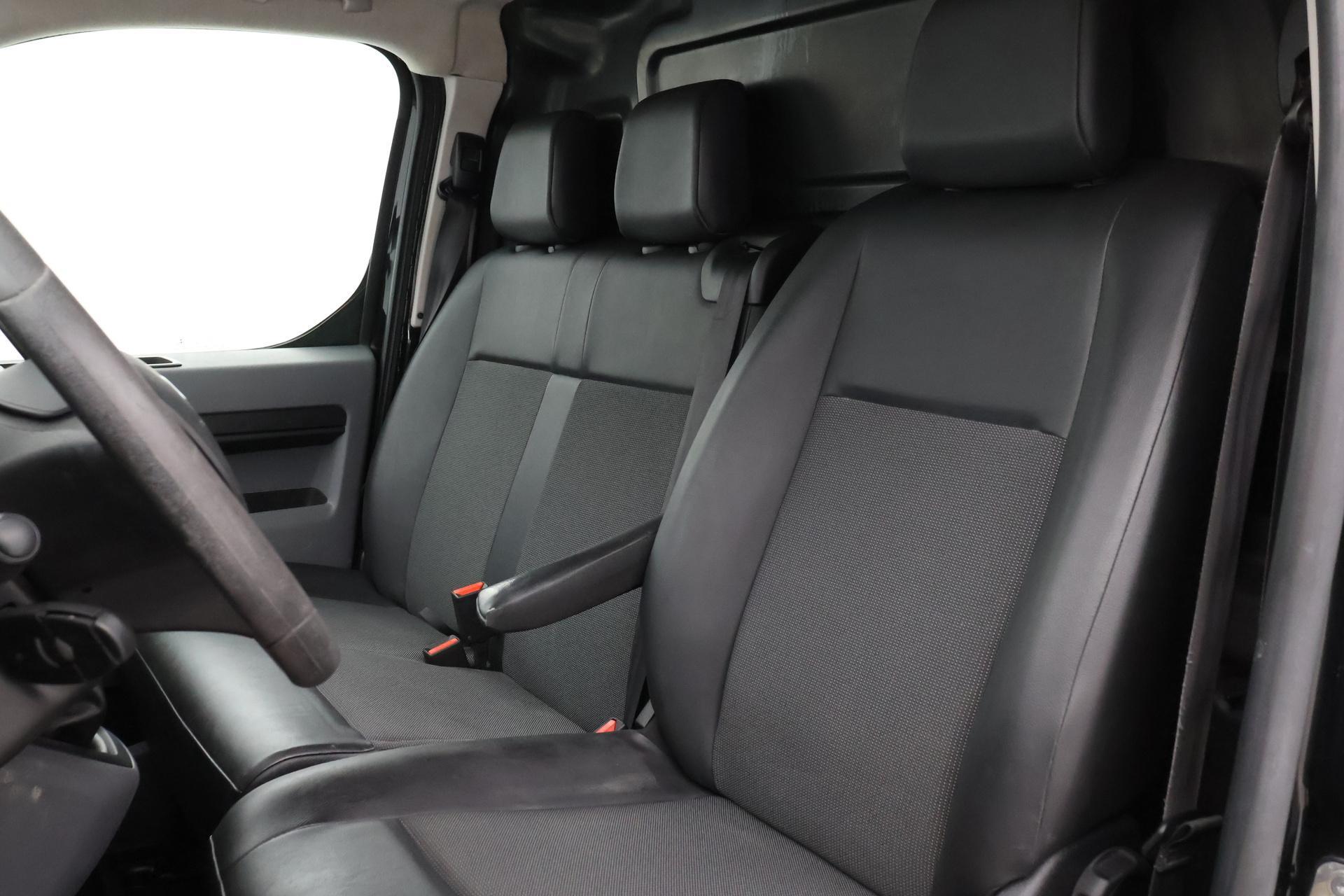Toyota PROACE Worker