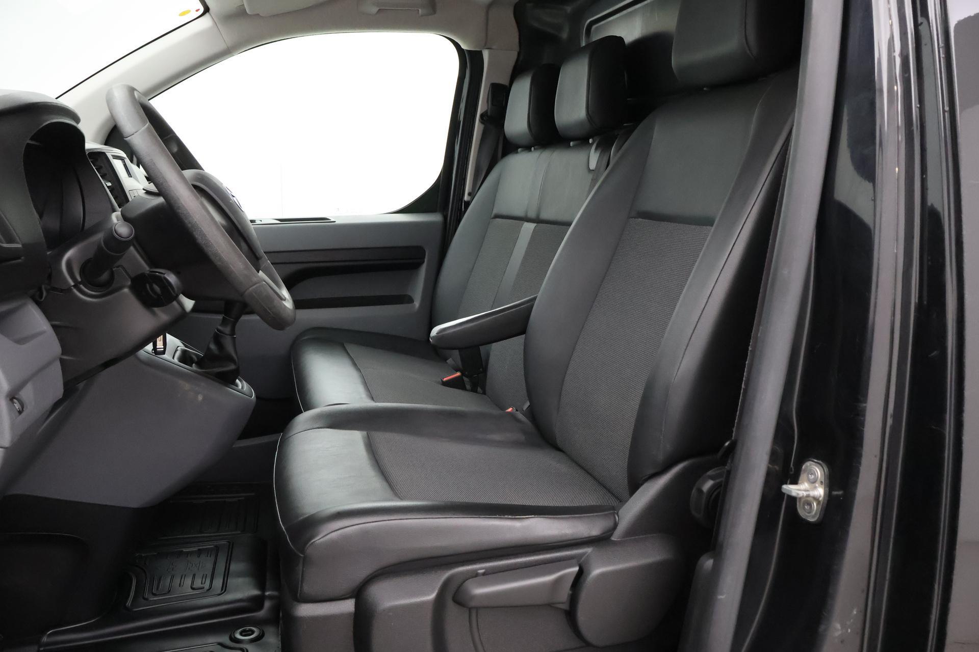 Toyota PROACE Worker