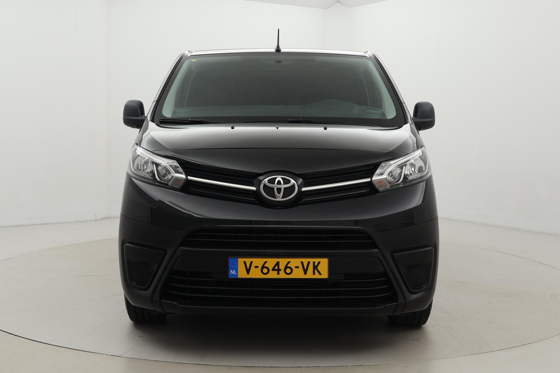 Toyota PROACE Worker