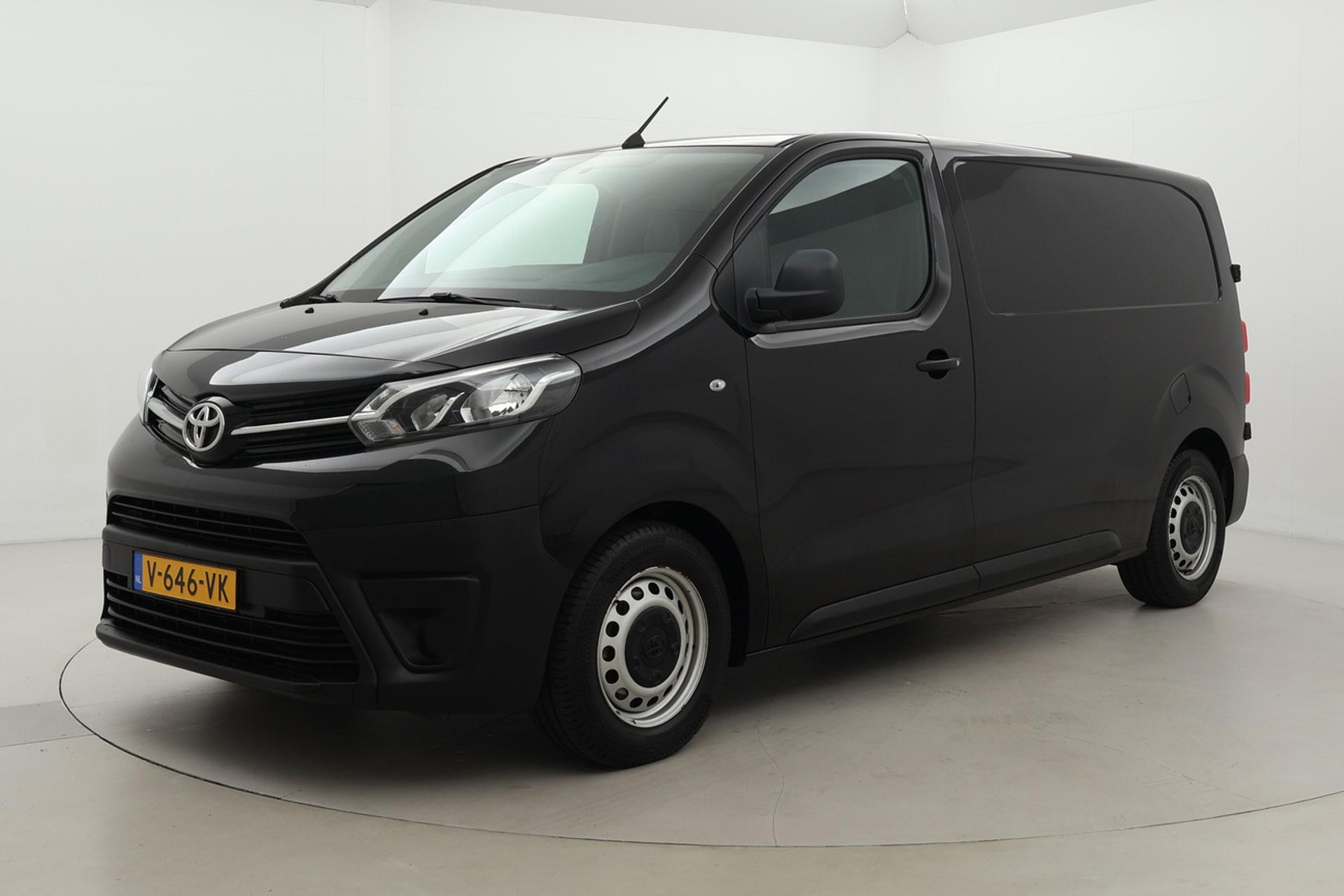 Toyota PROACE Worker