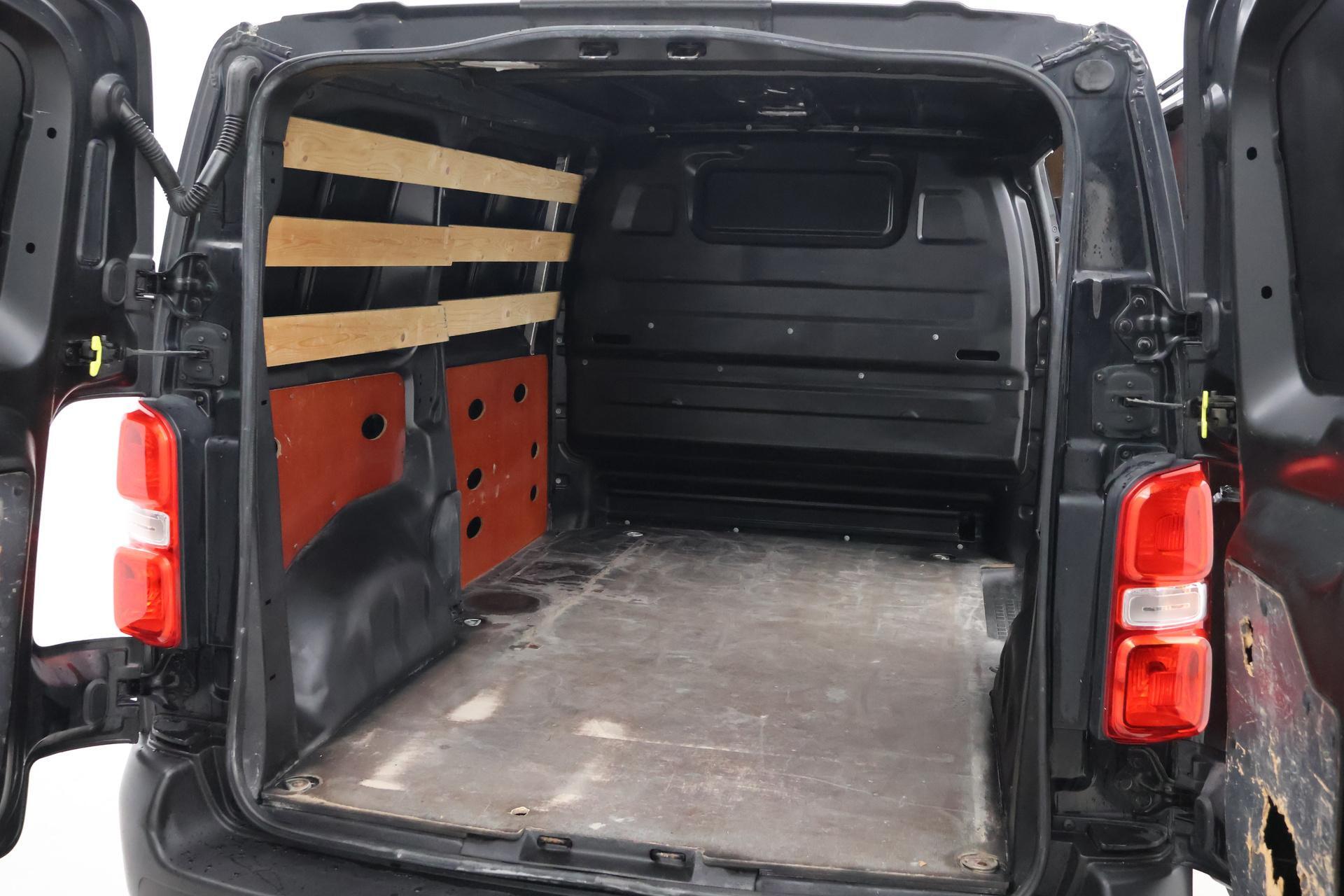 Toyota PROACE Worker