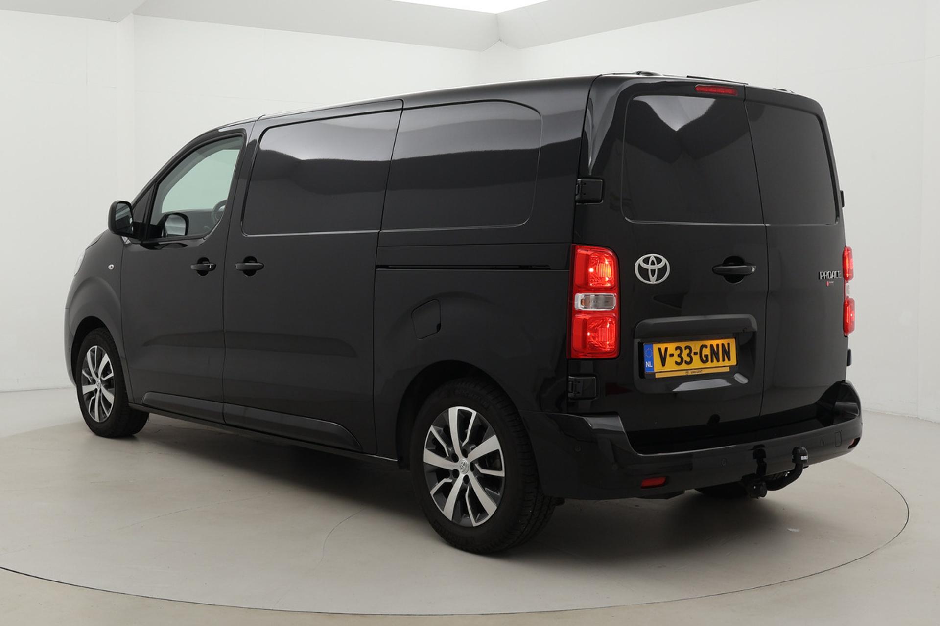 Toyota PROACE Worker