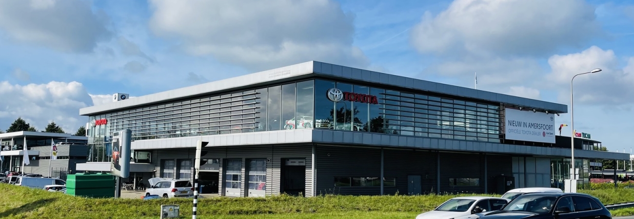 Banner Van Gent nu ook Toyota dealer in Amersfoort